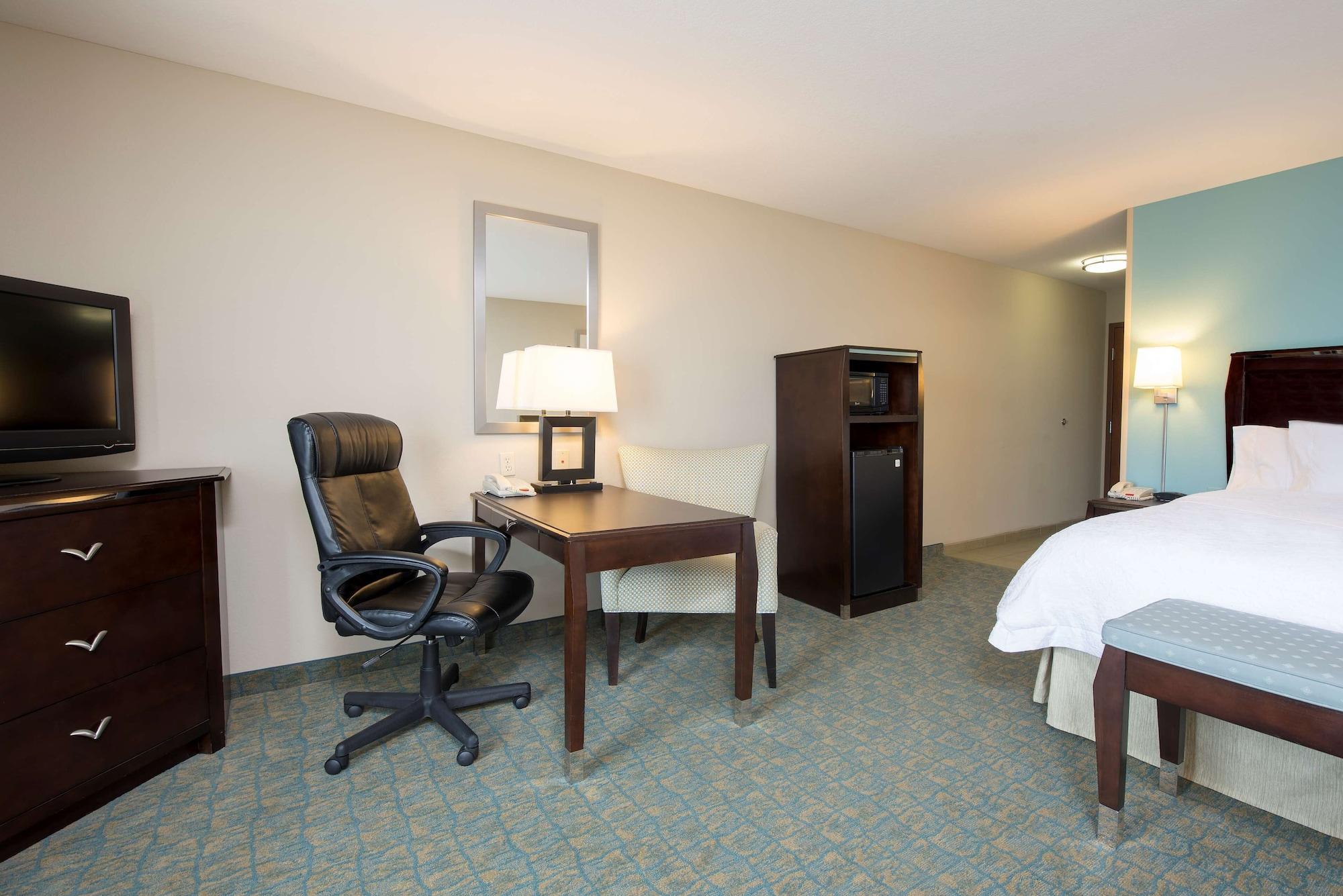 Hampton Inn & Suites Крофордсвилл Экстерьер фото