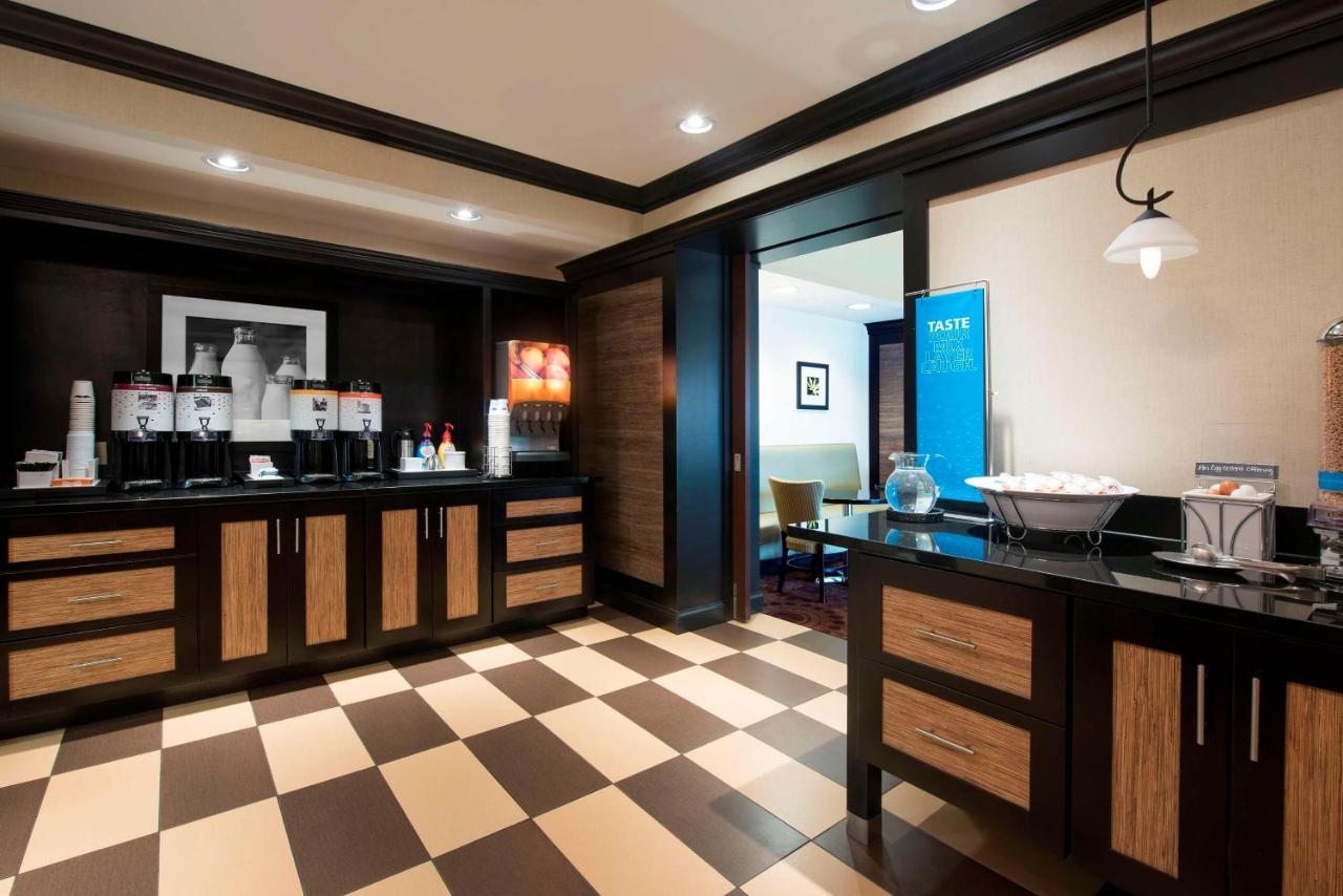 Hampton Inn & Suites Крофордсвилл Экстерьер фото