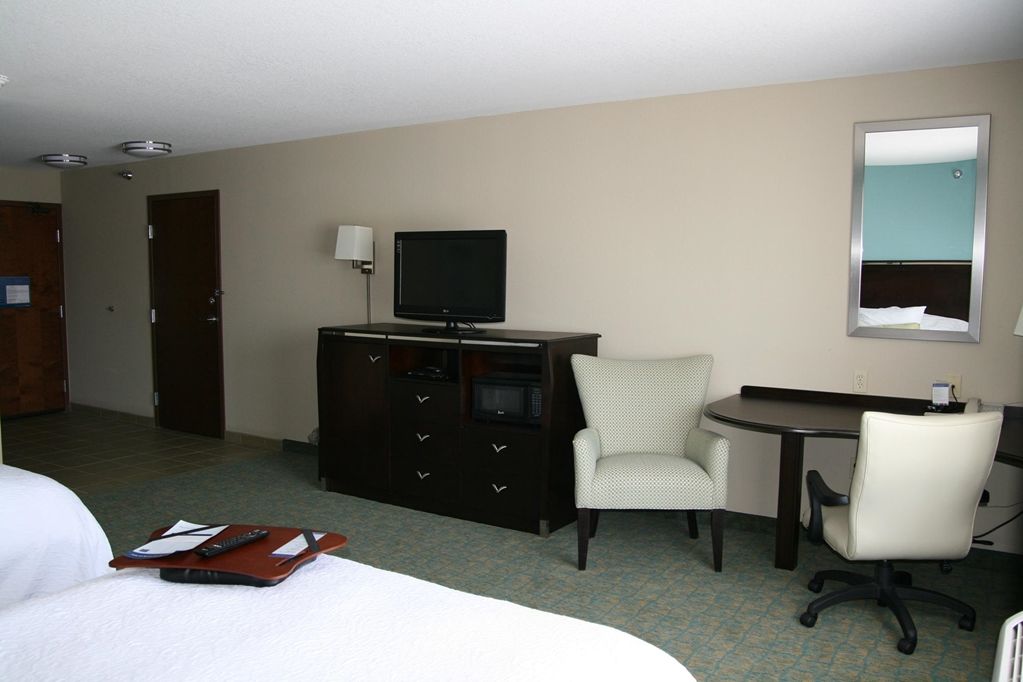 Hampton Inn & Suites Крофордсвилл Номер фото